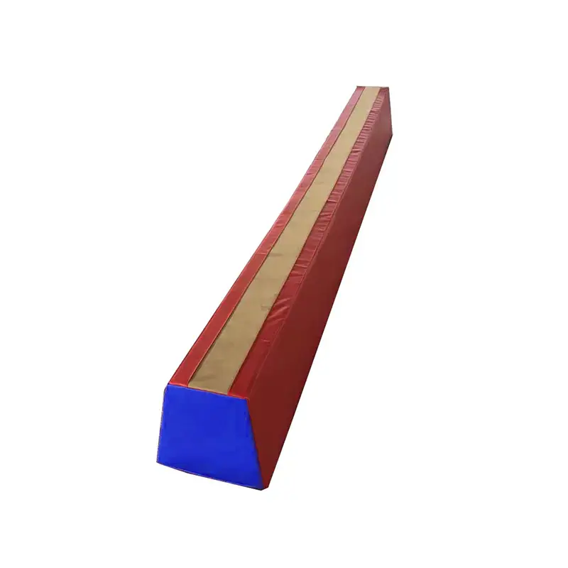 عارضة التوازن مع جلد قرن الوعل